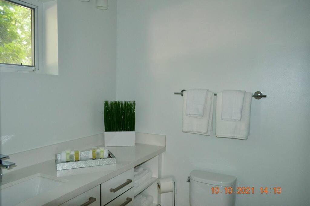 Across The Ocean Few Steps To Beach Contemporary Three Bedroom Townhouse 帕诺滩 外观 照片