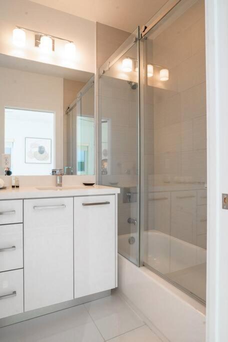 Across The Ocean Few Steps To Beach Contemporary Three Bedroom Townhouse 帕诺滩 外观 照片