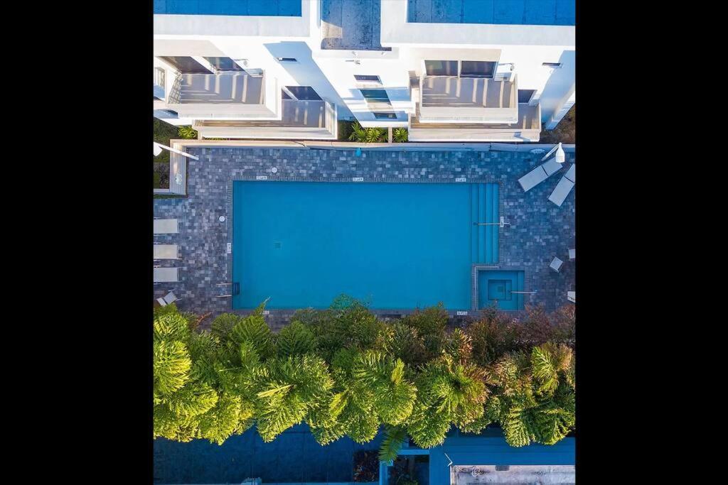 Across The Ocean Few Steps To Beach Contemporary Three Bedroom Townhouse 帕诺滩 外观 照片