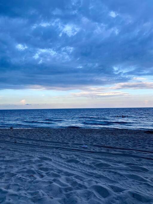 Across The Ocean Few Steps To Beach Contemporary Three Bedroom Townhouse 帕诺滩 外观 照片