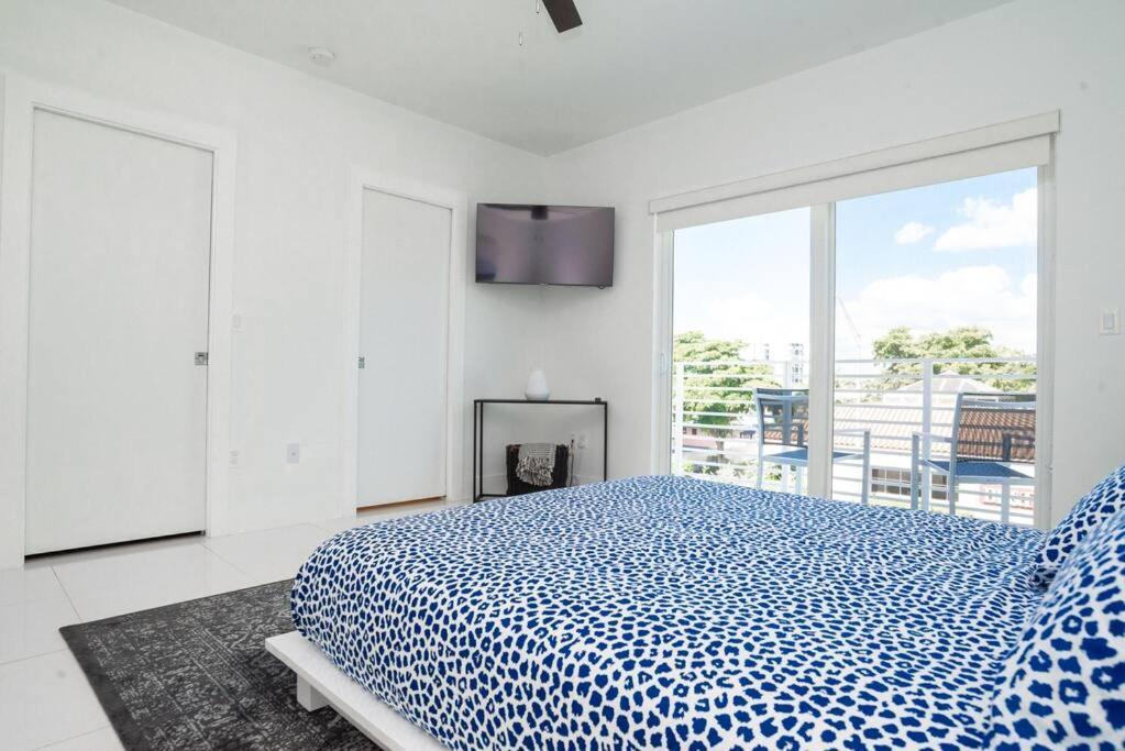 Across The Ocean Few Steps To Beach Contemporary Three Bedroom Townhouse 帕诺滩 外观 照片